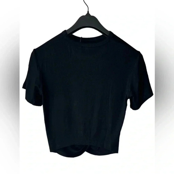 Olivaceous Casual Short Sleeve Crop Top Twist Front Shirt in Black Small, Large - Picture 3 of 7